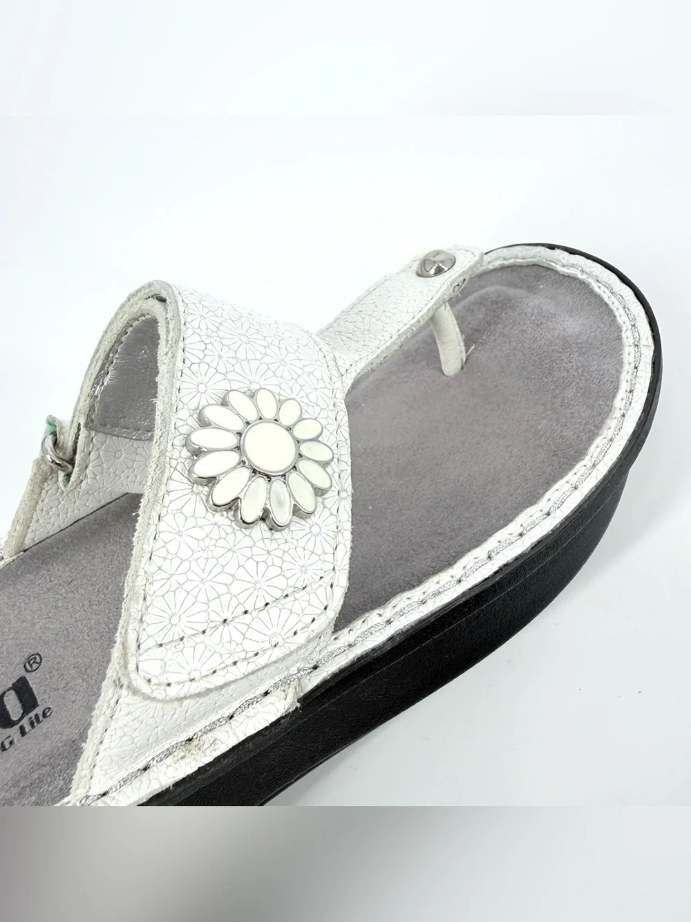 Alegria Carina Thong Sandals White Leather Adjust Strap Womens Size EU39 US 9